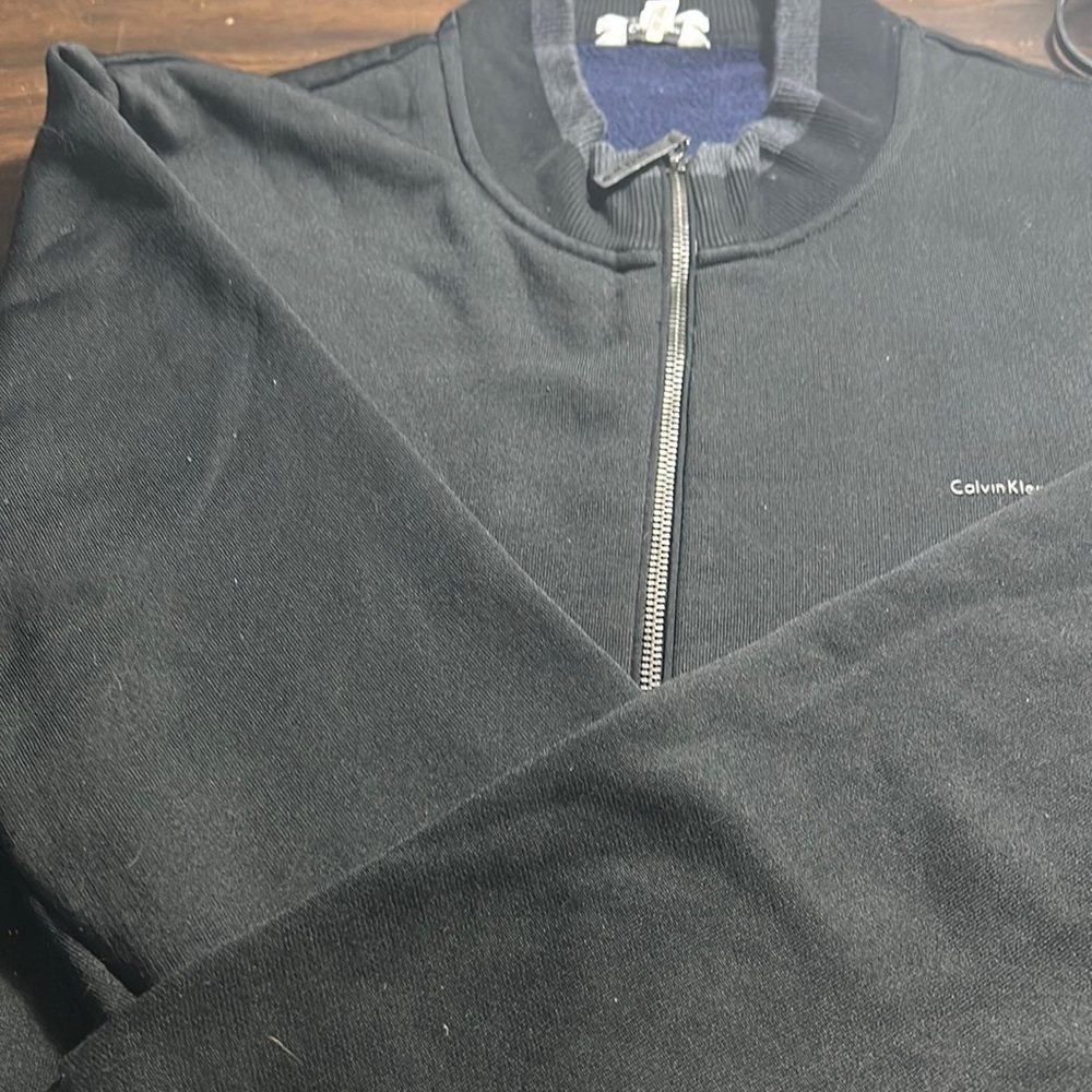 Nice men Calvin Klein  zip up line with Sherpa very warm